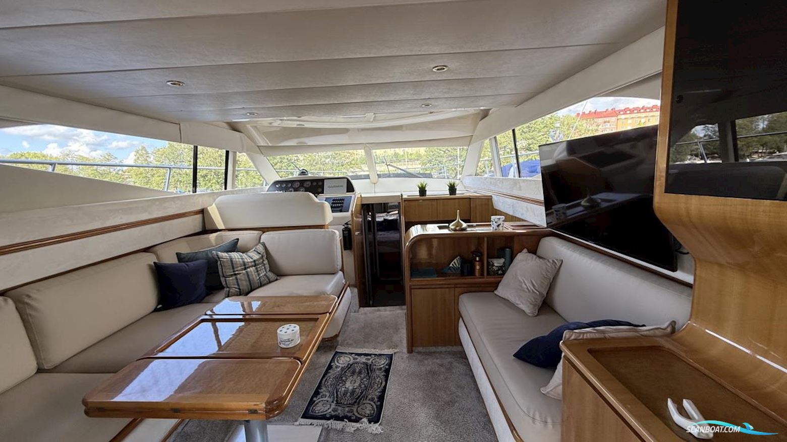 Azimut 43