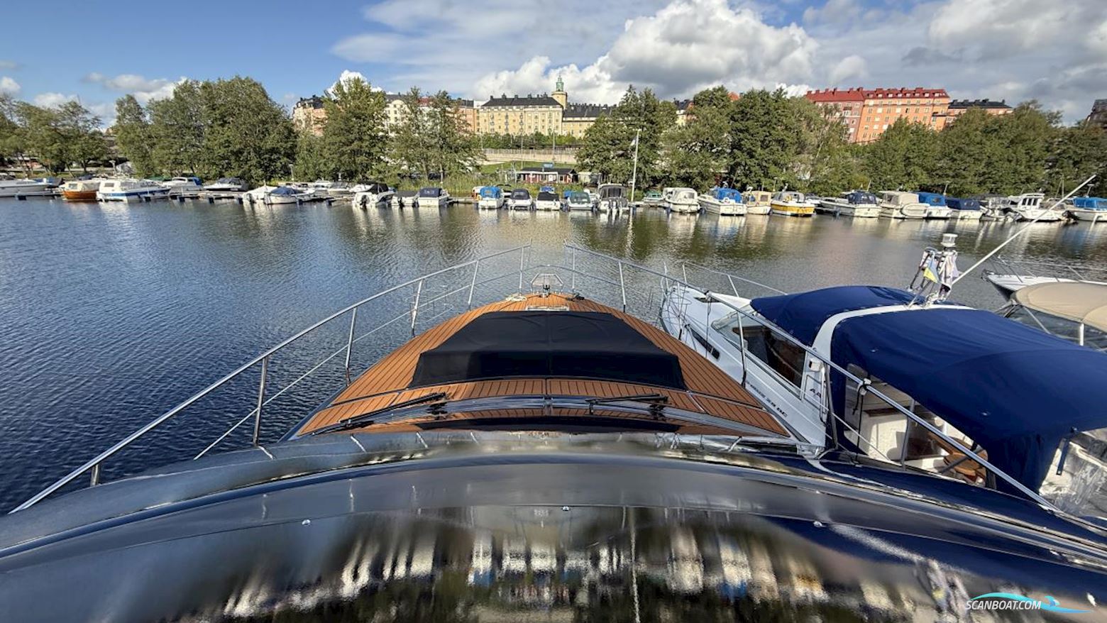 Azimut 43