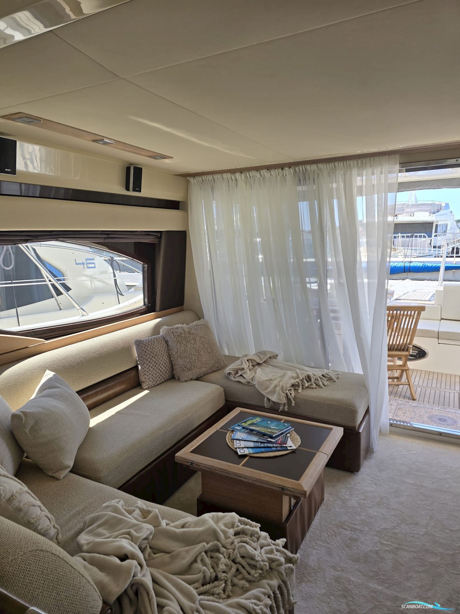 Azimut 47