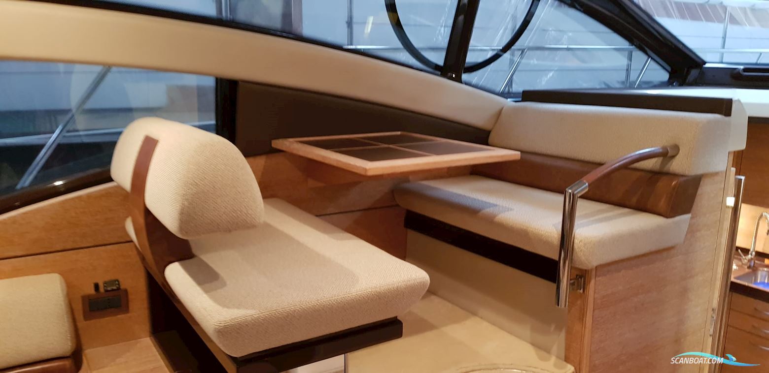 Azimut 47