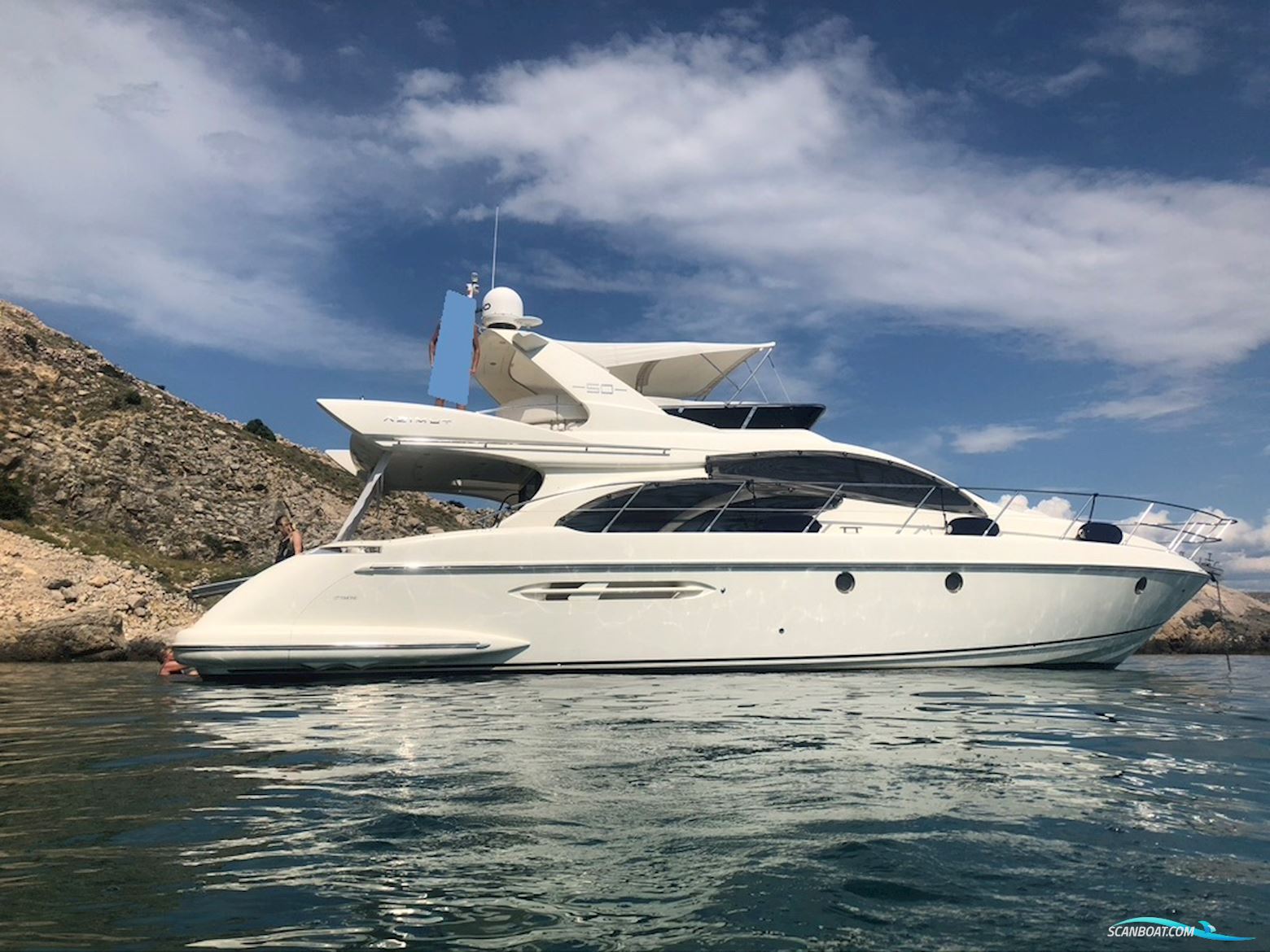 Azimut 50
