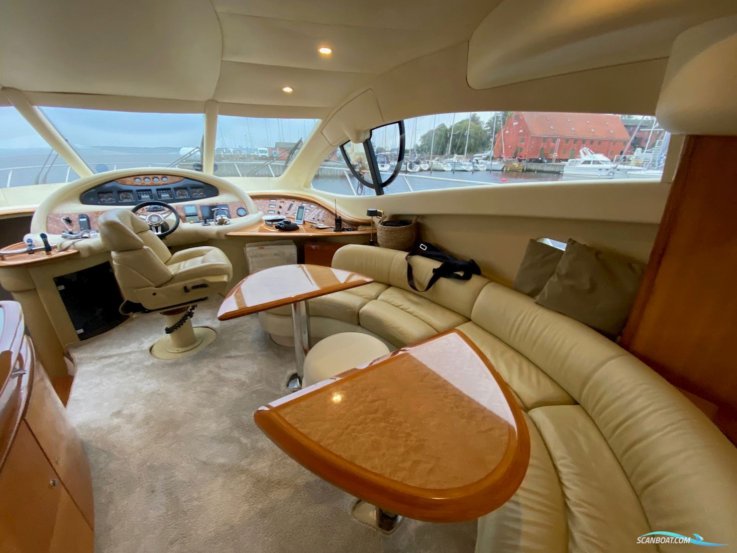 Azimut 55 Fly