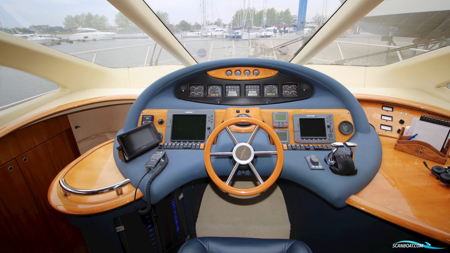 Azimut 55 FLY
