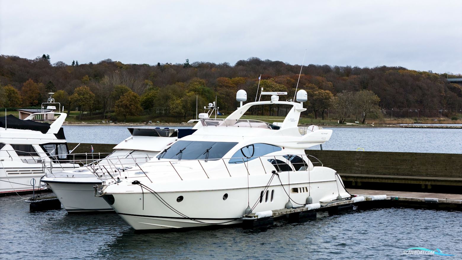 Azimut 55