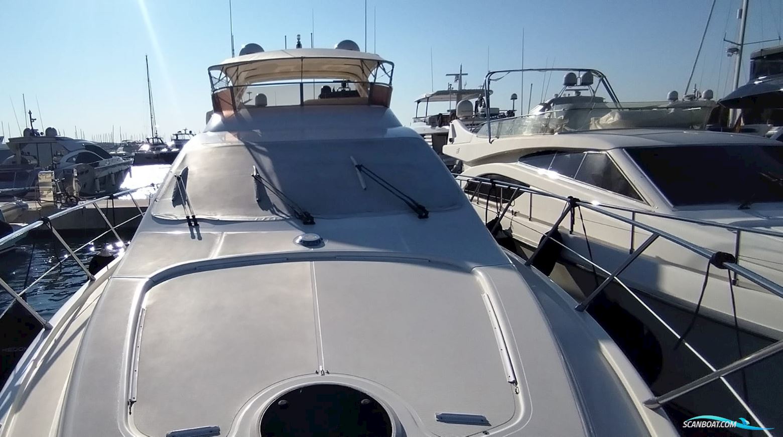Azimut 55