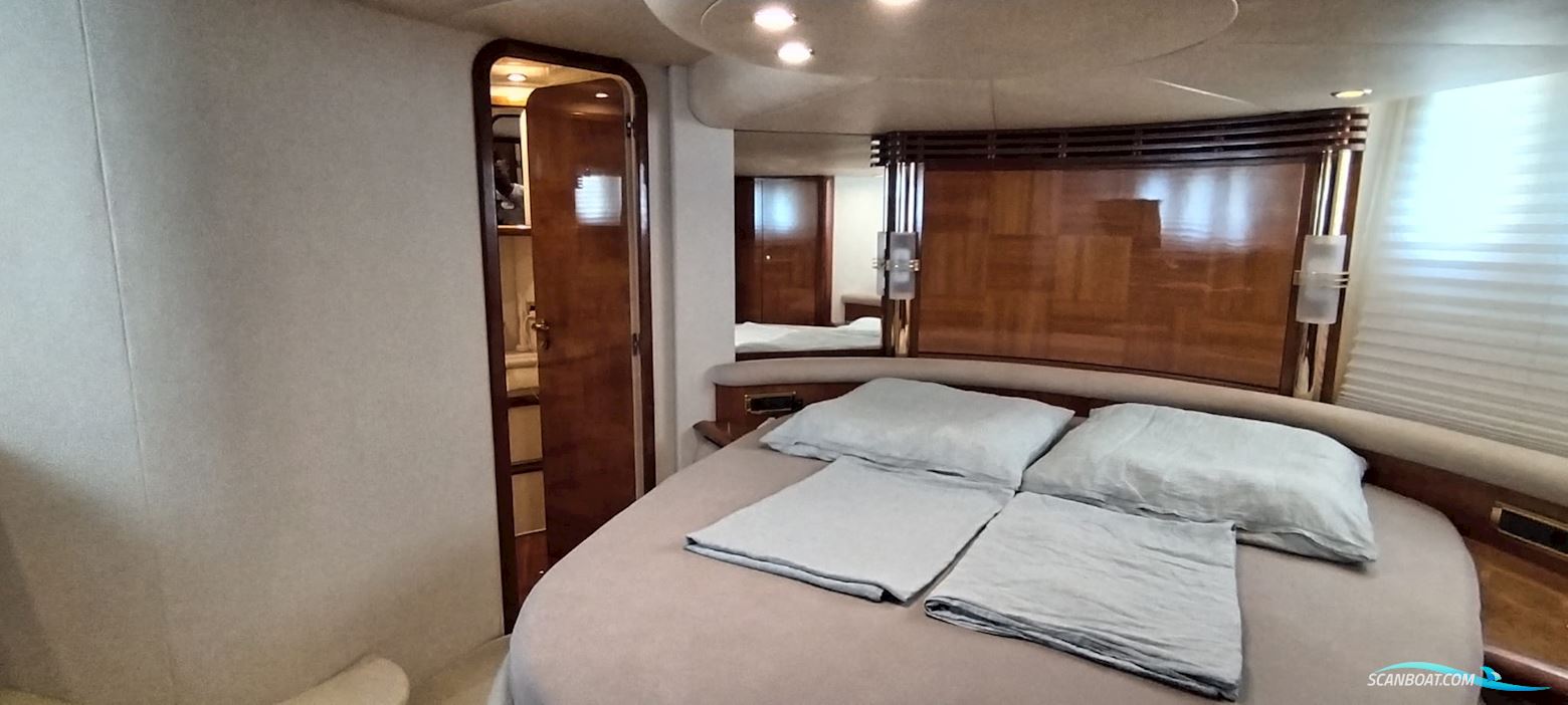 Azimut 55