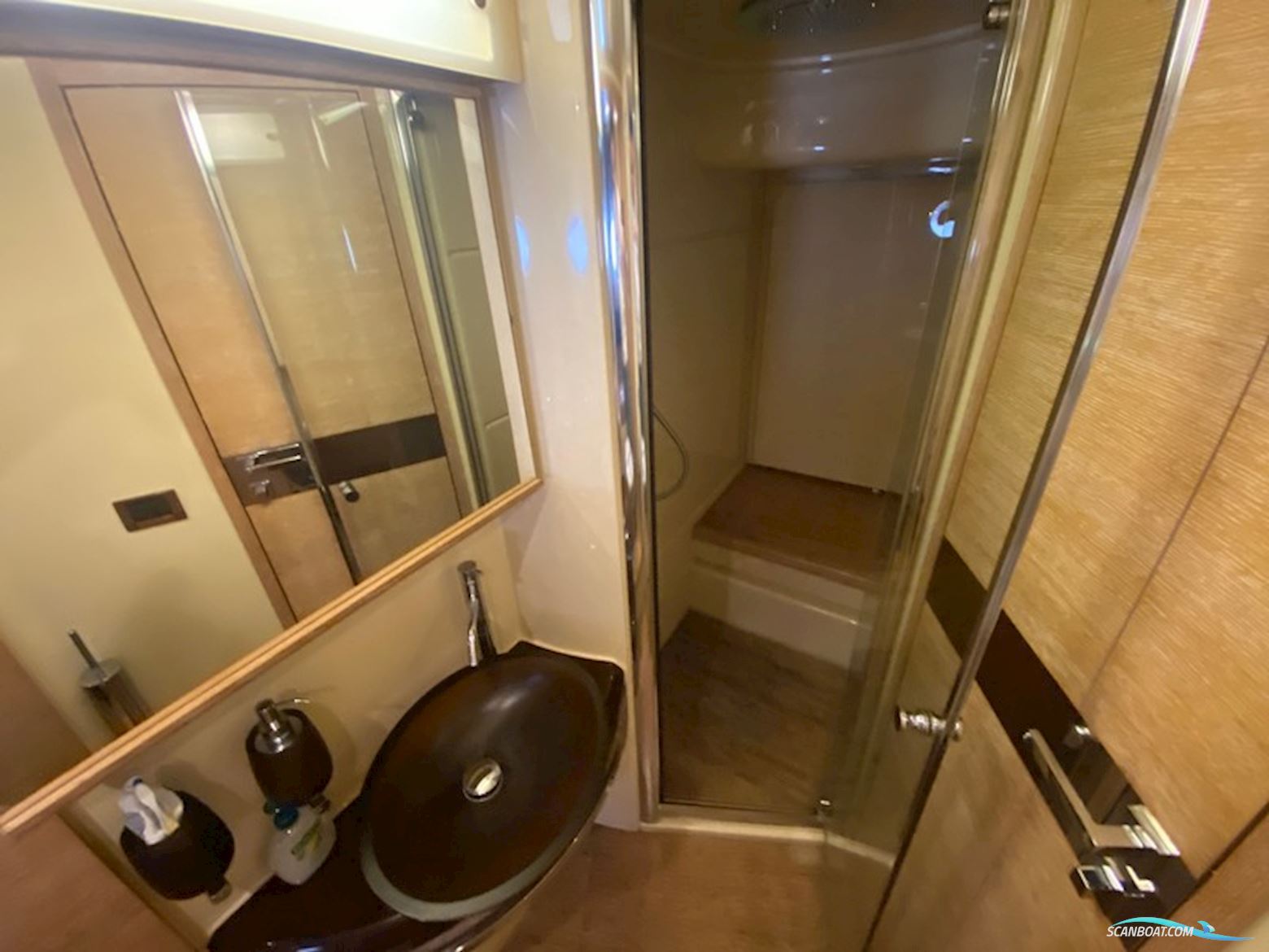 Azimut 60 Fly