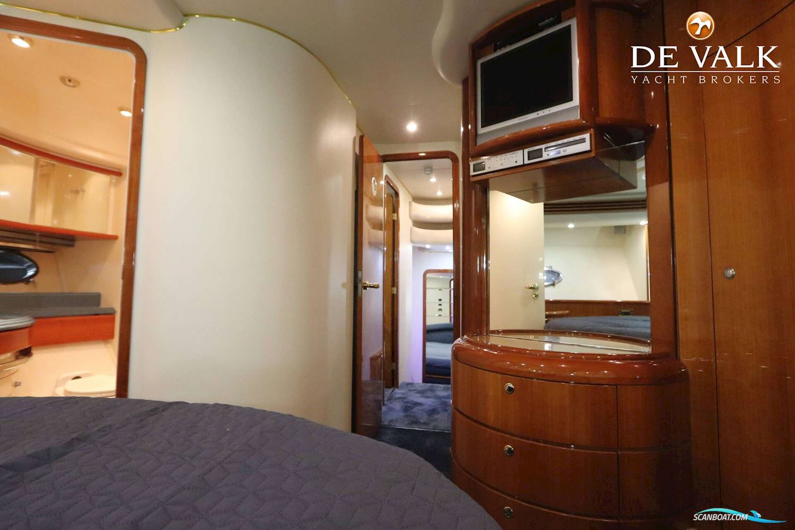 Azimut 68 Plus