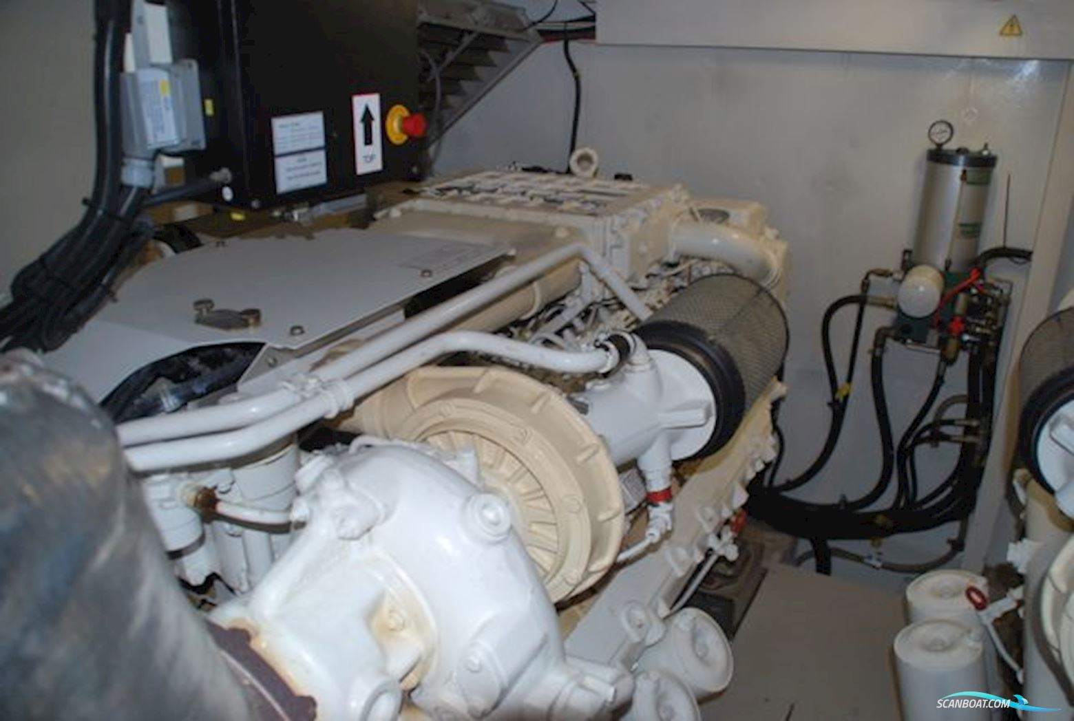 Azimut 68