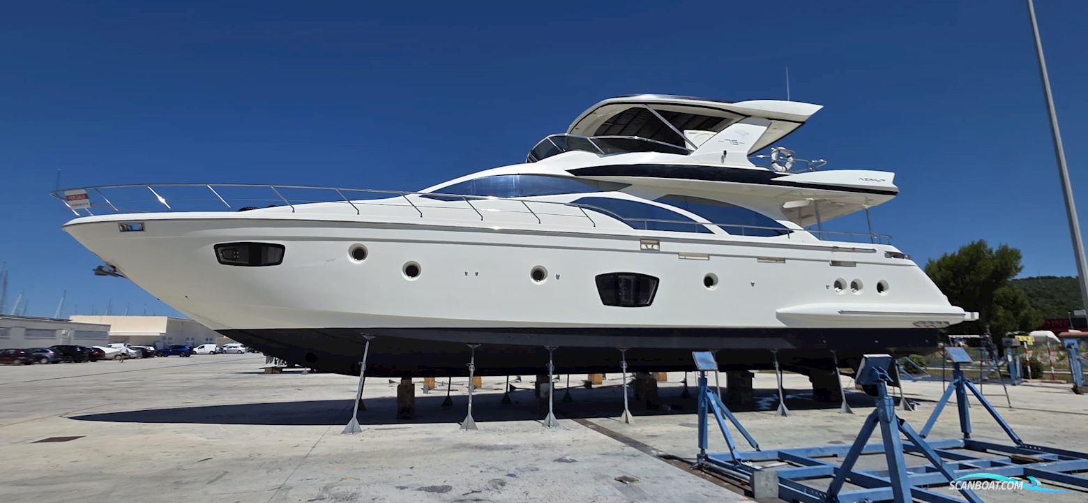 Azimut 75