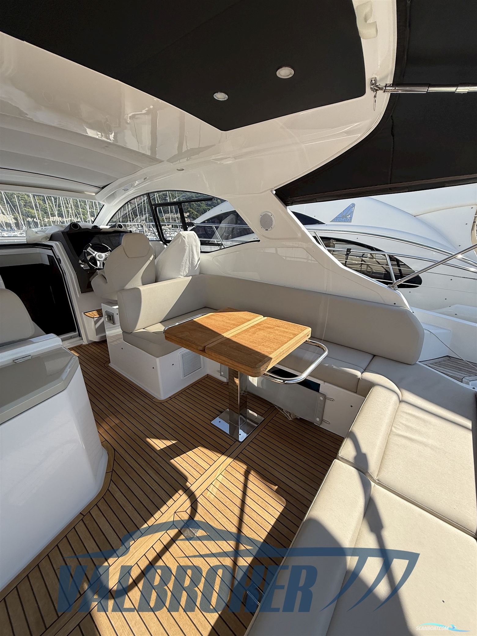 Azimut Atlantis 45