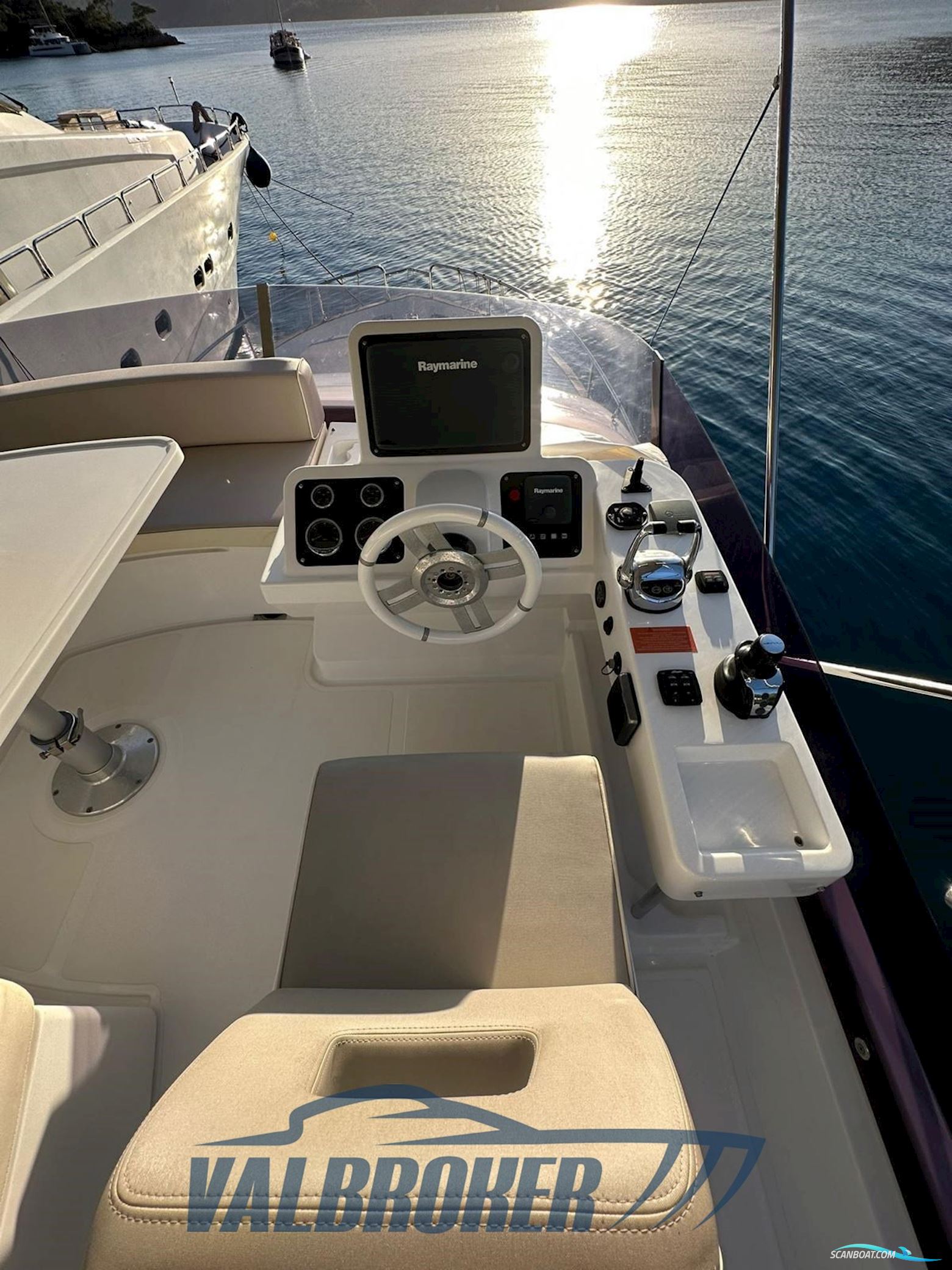 Azimut Magellano 43