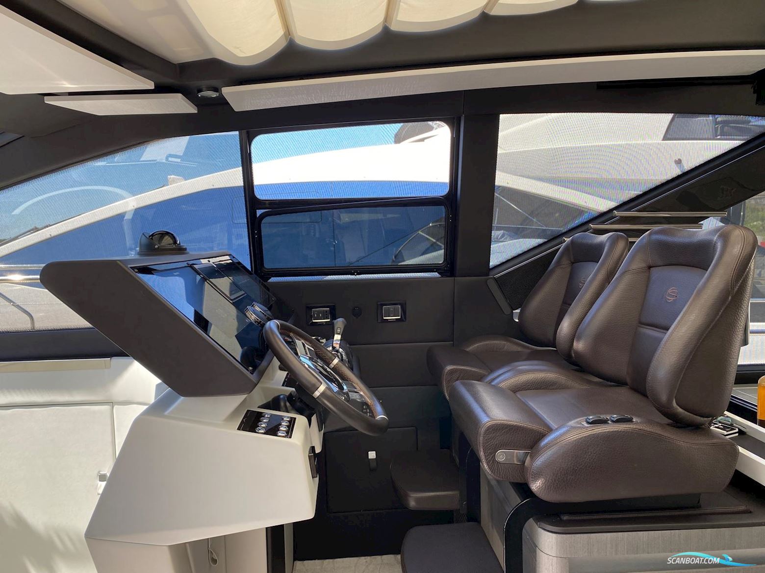 Azimut S7