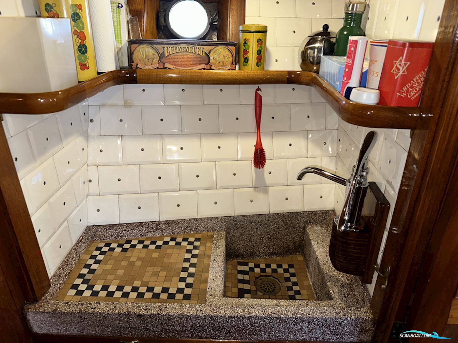 Bakdekker  Met kofferdek en achterkajuit