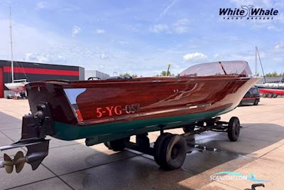 Barca Di Legno Italiana 30 Motorboten 1953, met Volvo Penta motor, The Netherlands