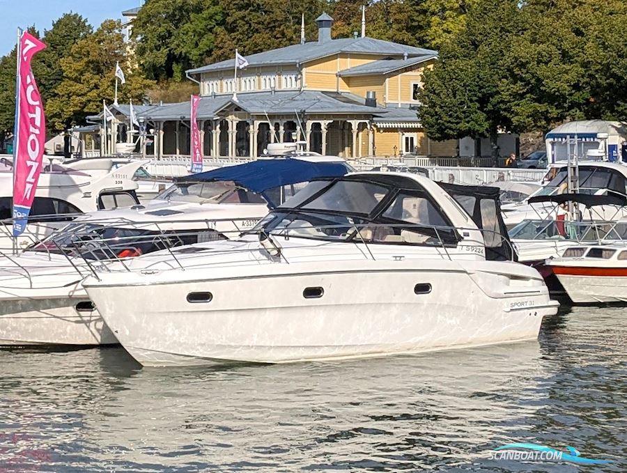 Bavaria 31 Sport Motorboten 2012, met Mercruiser motor, Finland