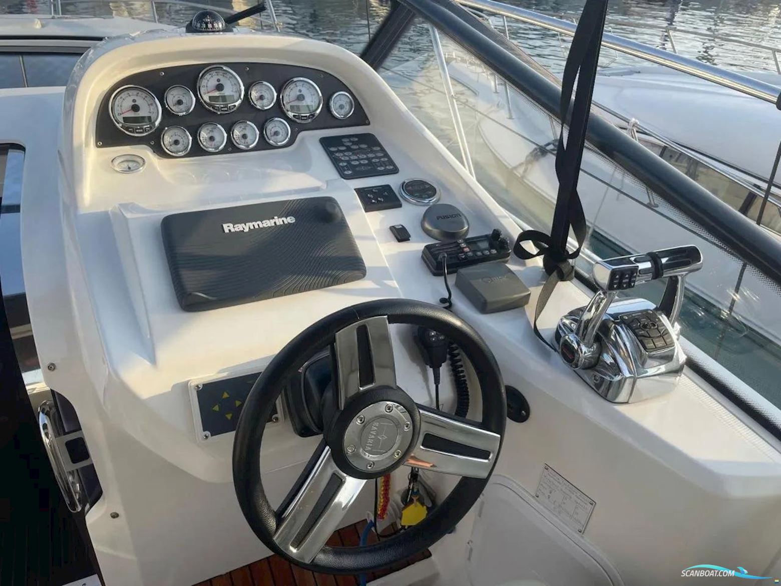 Bavaria 32 Sport - 2013