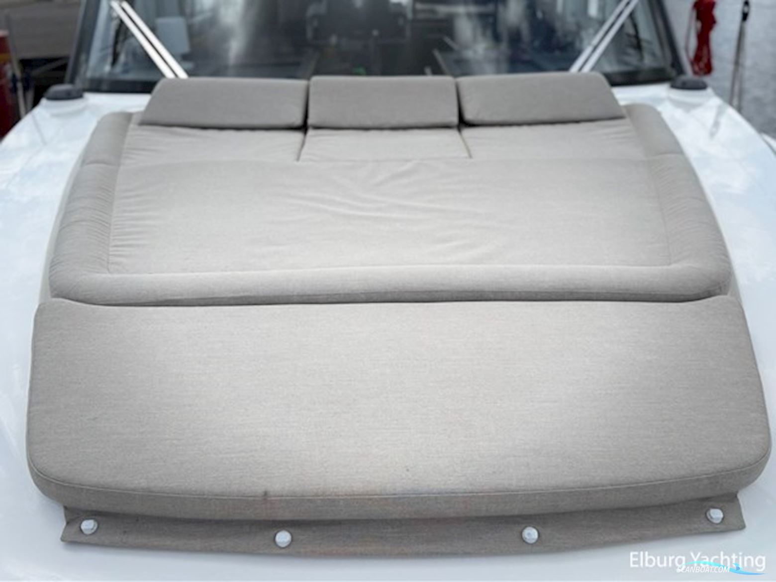 Bavaria E40 Flybridge