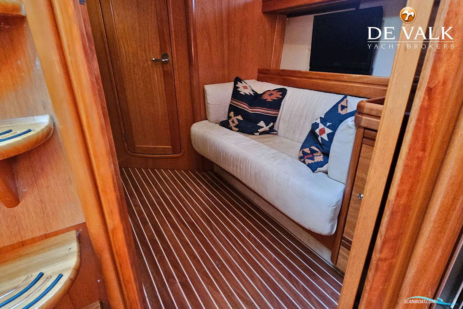 Bavaria Motor Boats 42 Sport