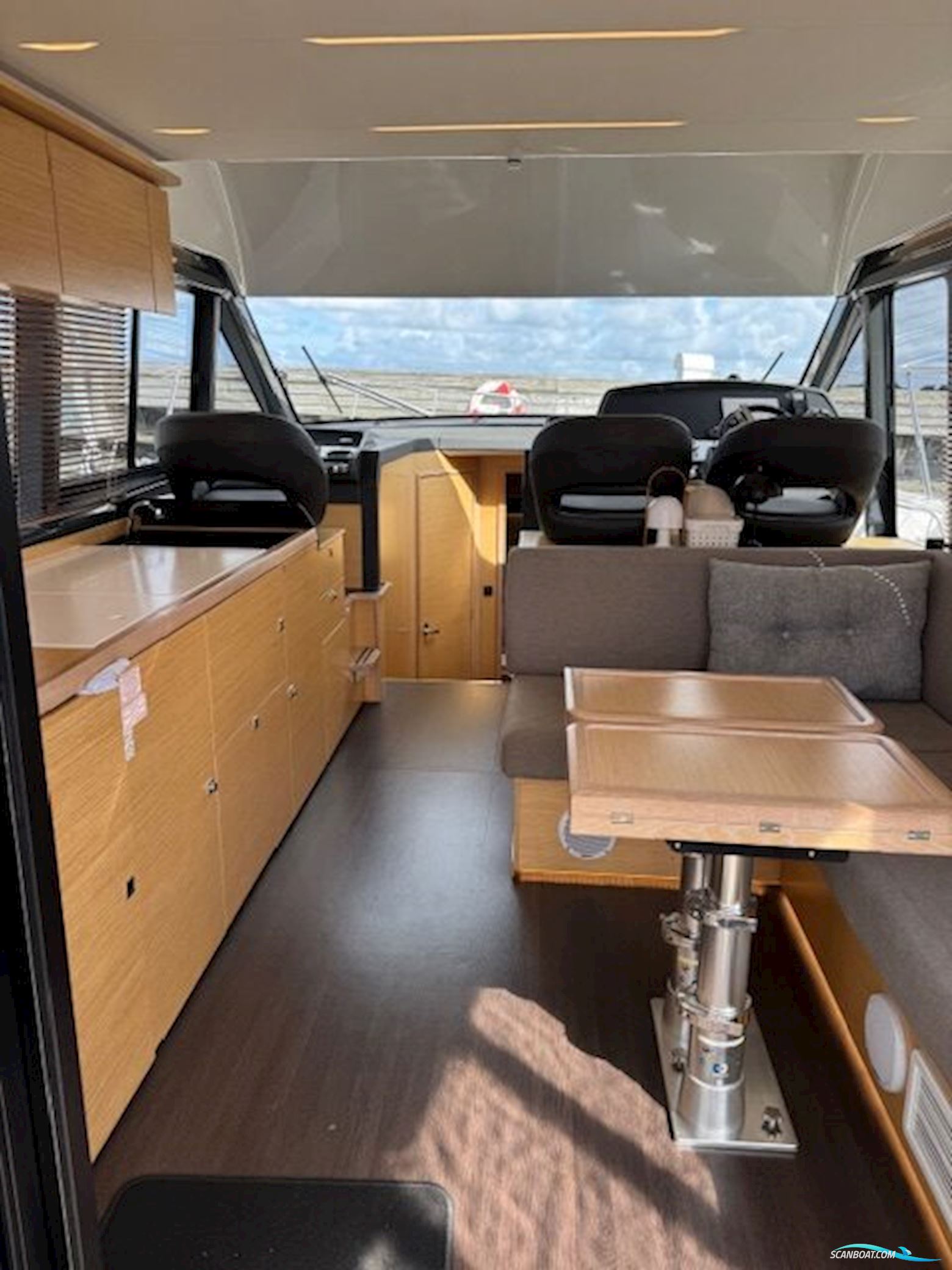 Bavaria R 40 Fly m/ Joystck