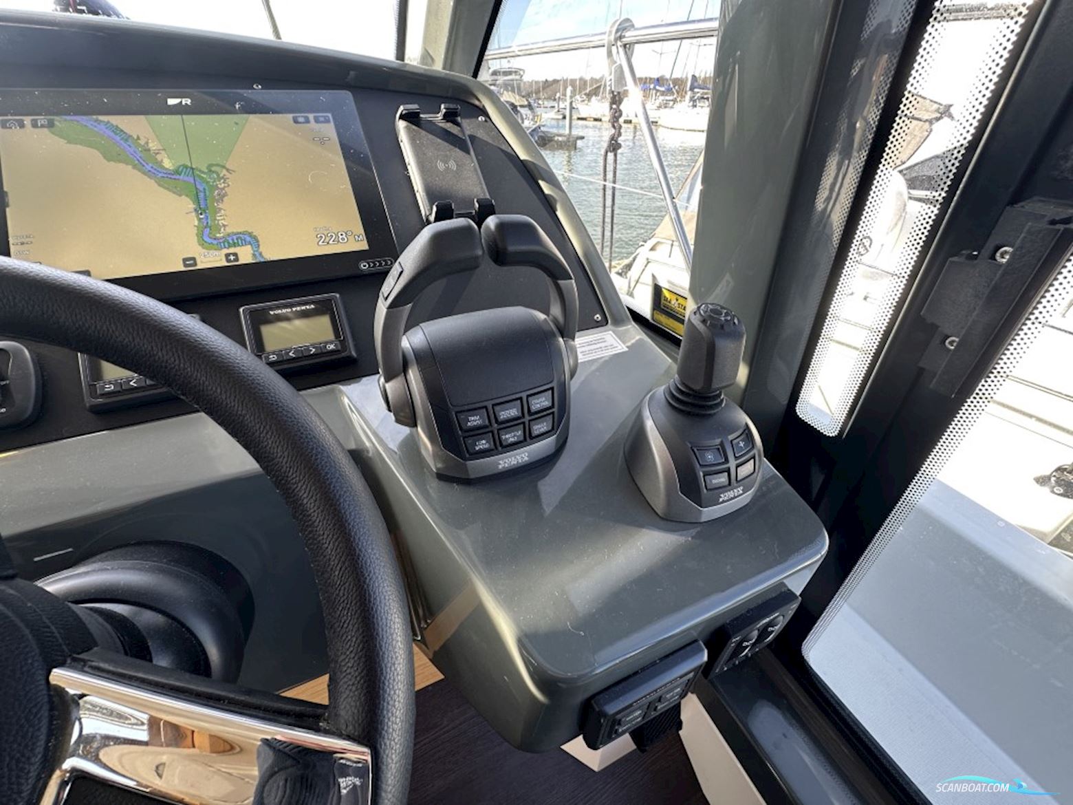 Bavaria R40