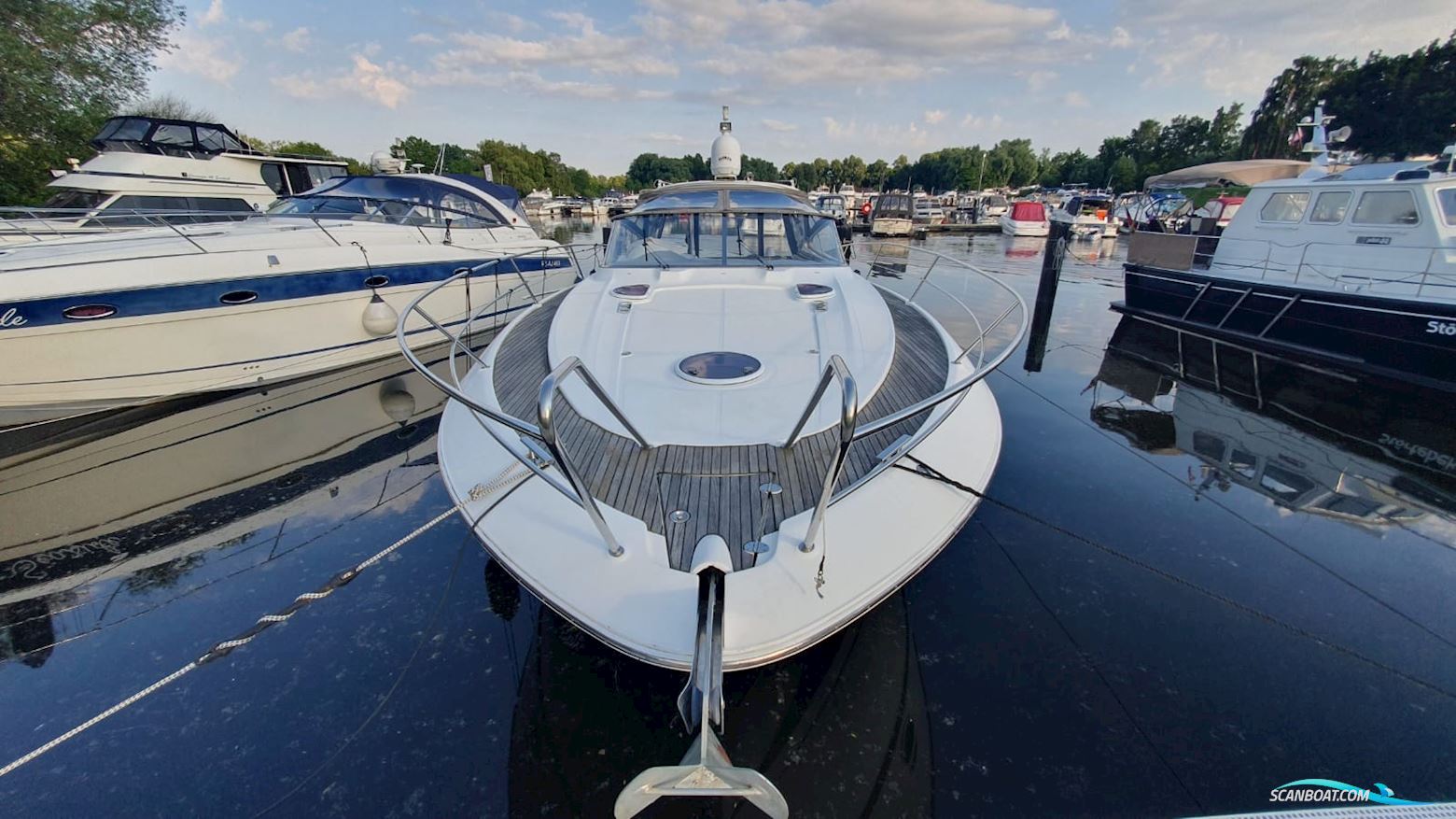Bavaria S 37