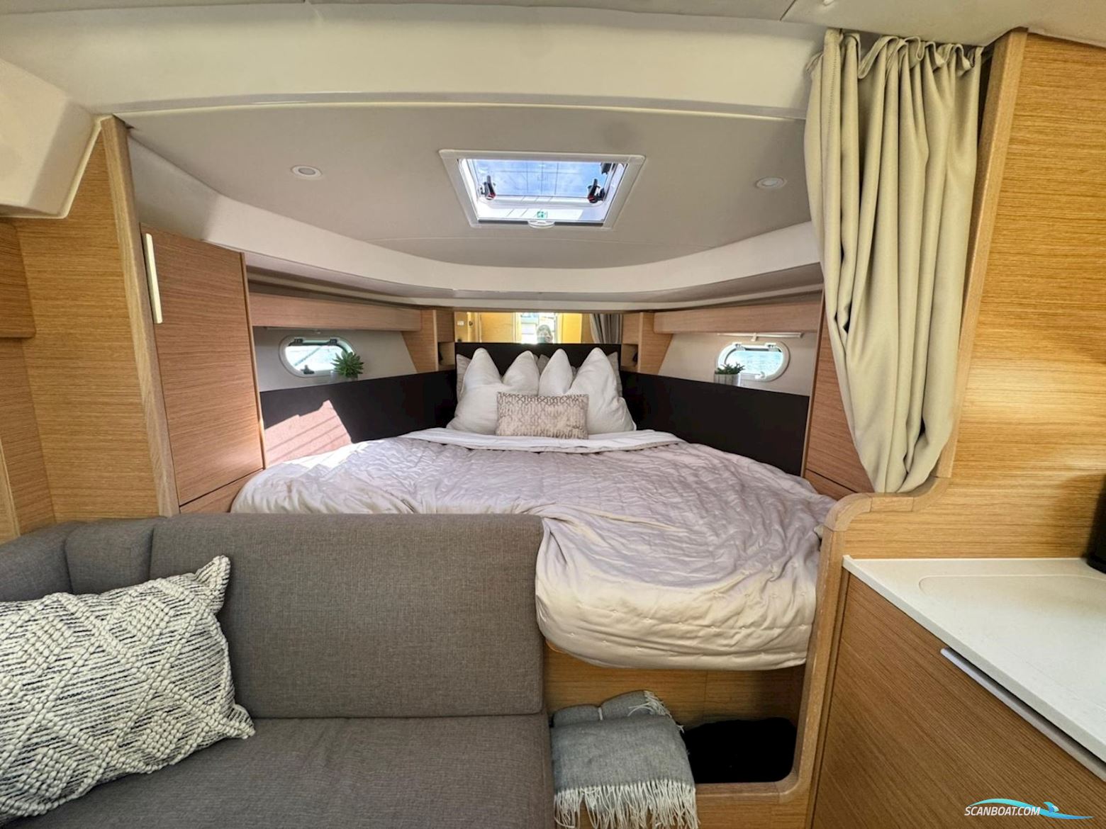 Bavaria S33 Open