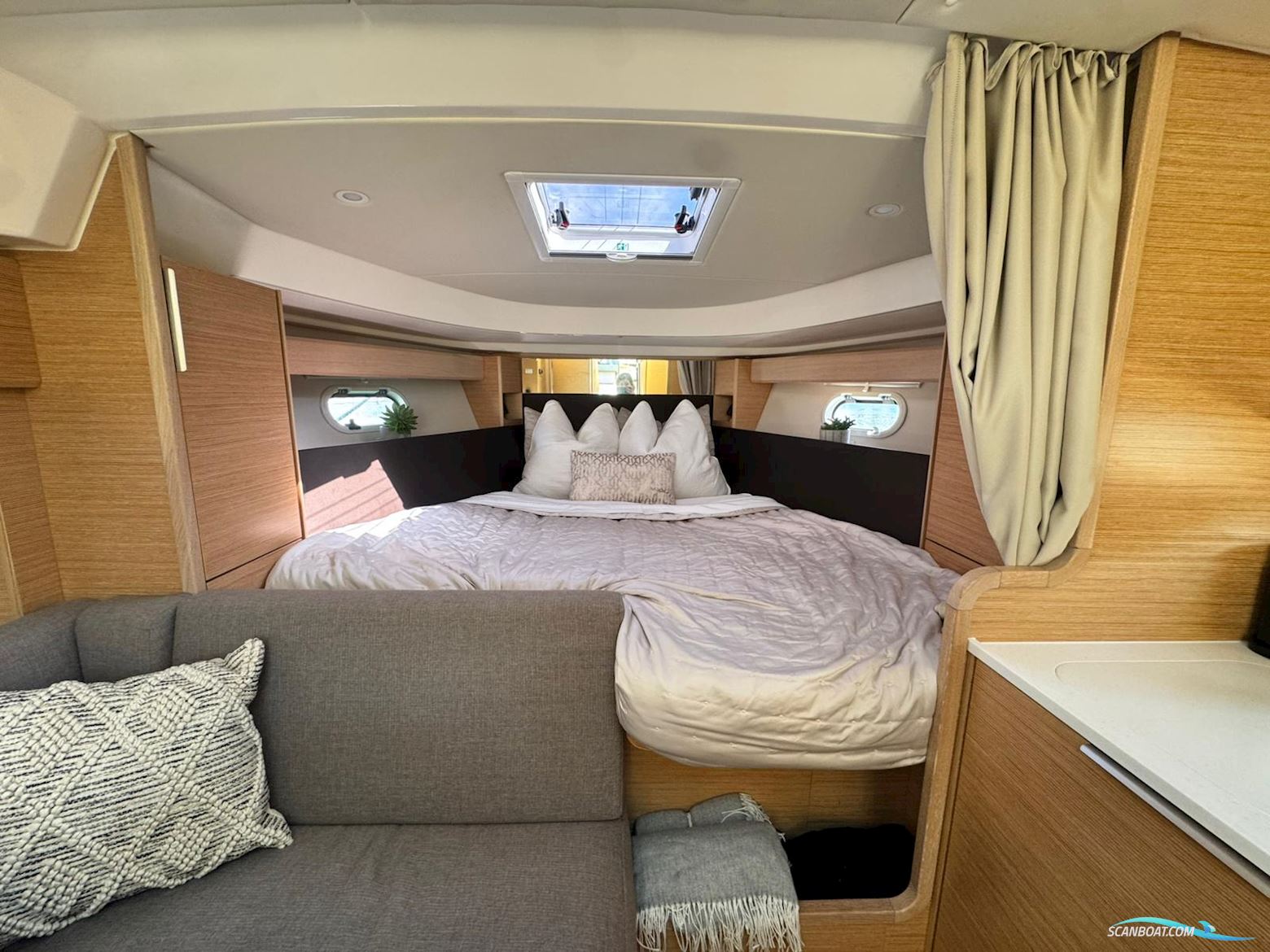 Bavaria S33 Open
