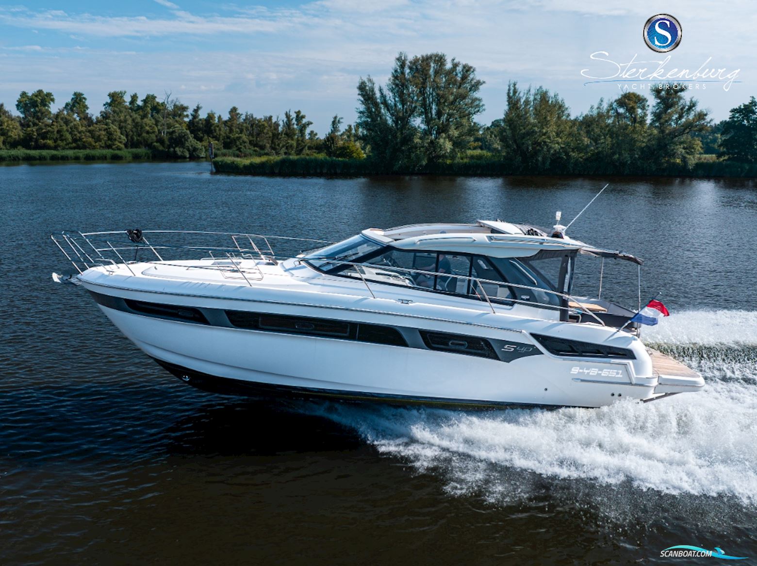 Bavaria S40 HT Motorboten 2019, met Volvo Penta motor, The Netherlands