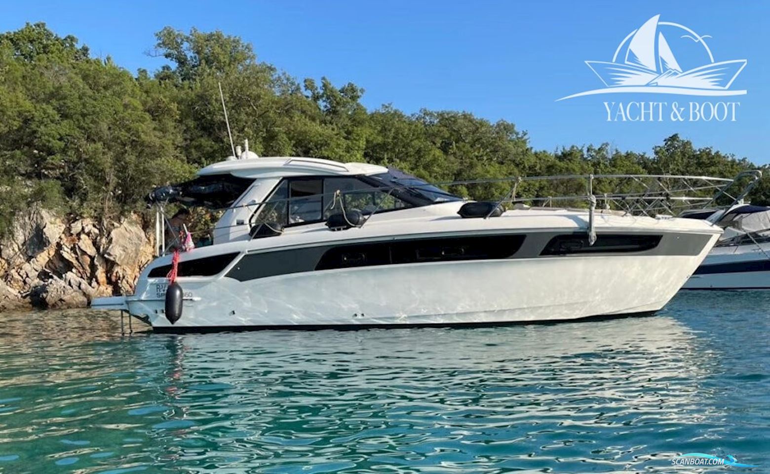 Bavaria Sport 360 HT Motorboten 2015, met Volvo Penta motor, Kroatië