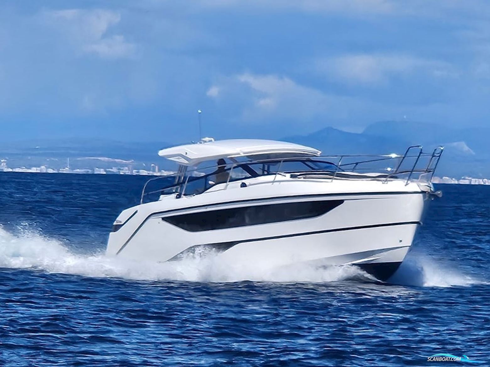 Bavaria SR35 Open Motorboten 2025, met Volvo Penta motor, Spain