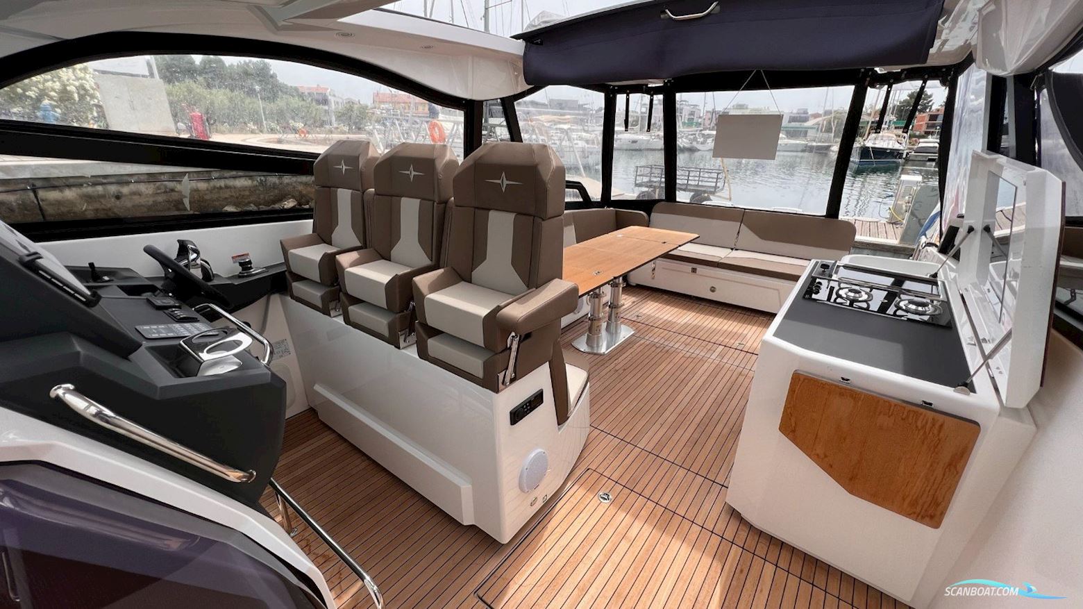 Bavaria VIDA 33 - 2X 300 PS