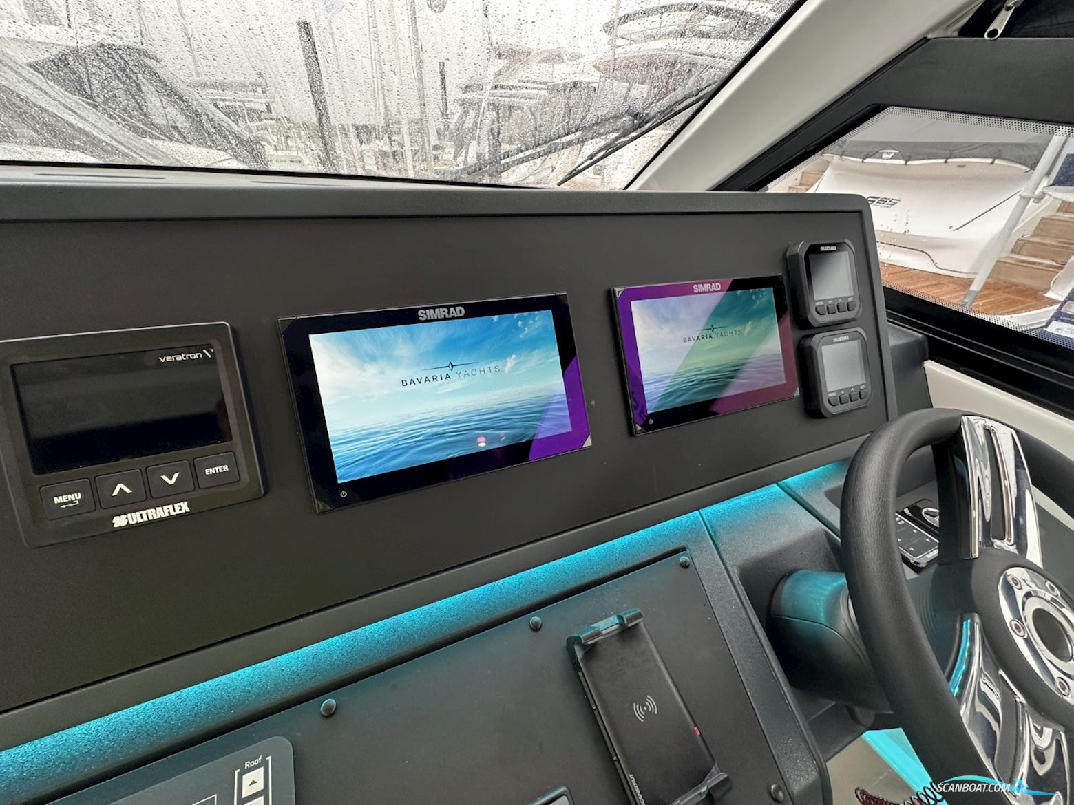 Bavaria Vida 33 Hard Top - Palma Boat Show Discount