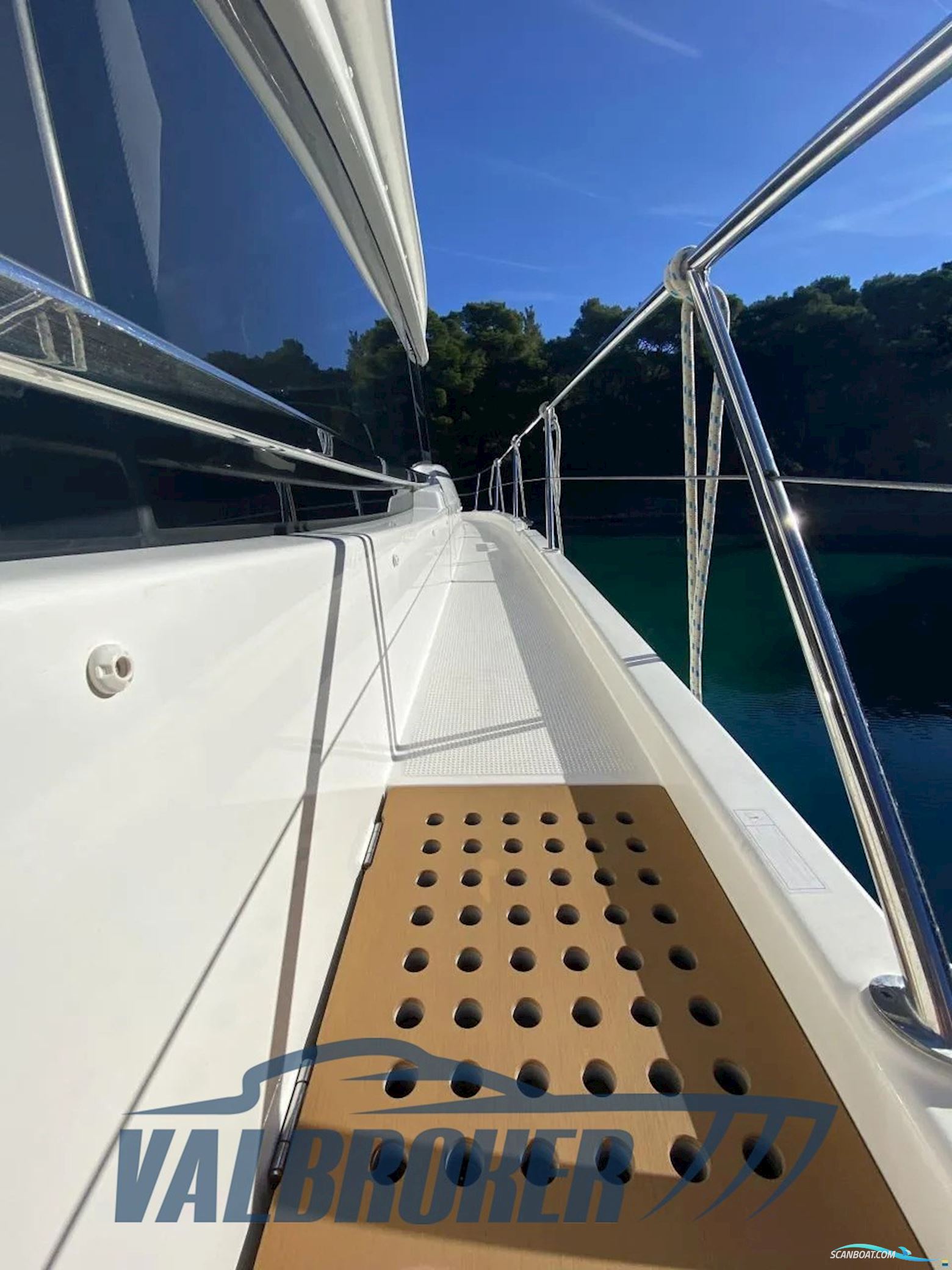 Bavaria Virtess 420 Fly