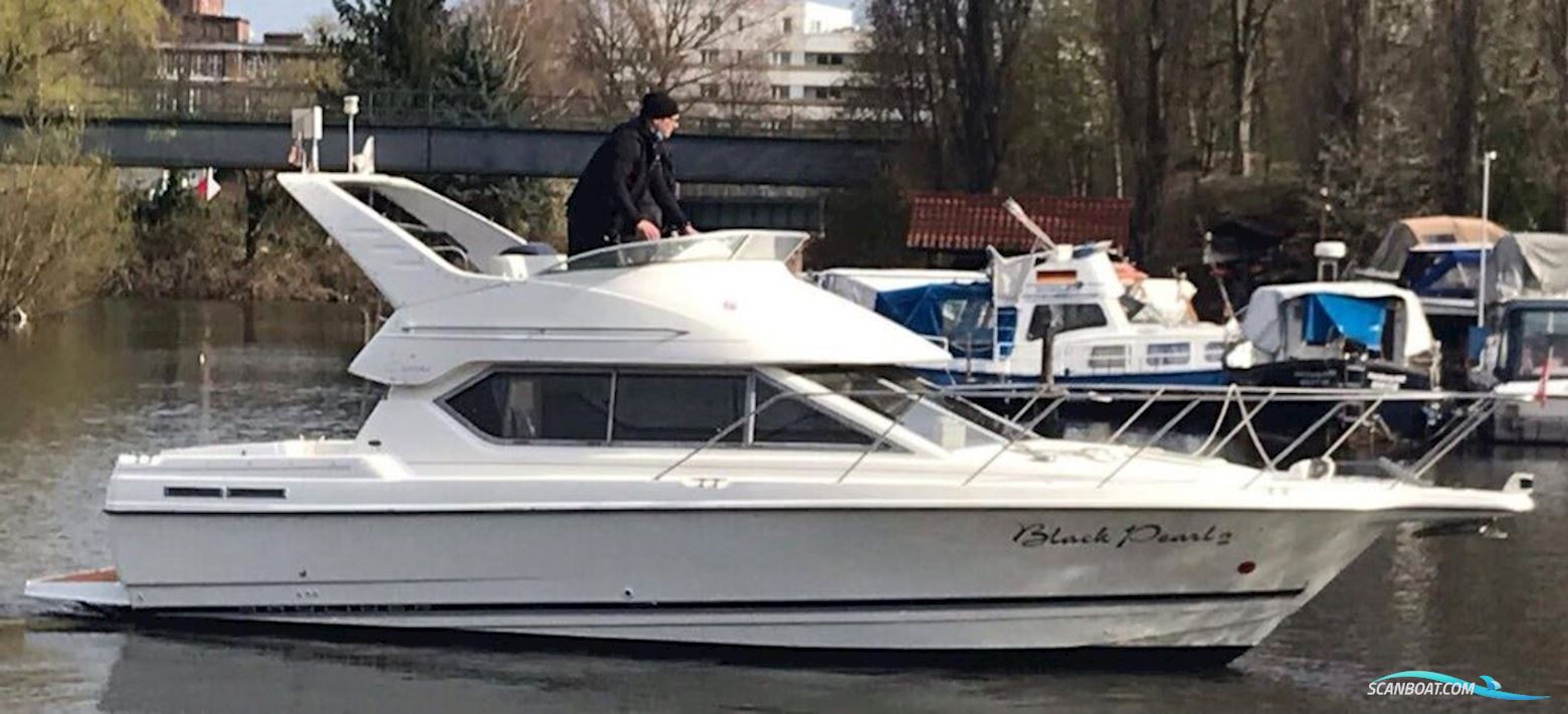 Bayliner (US) Bayliner (US) Cierra 2858 Fly Motorboten 2000, met Mercruiser motor, Duitsland