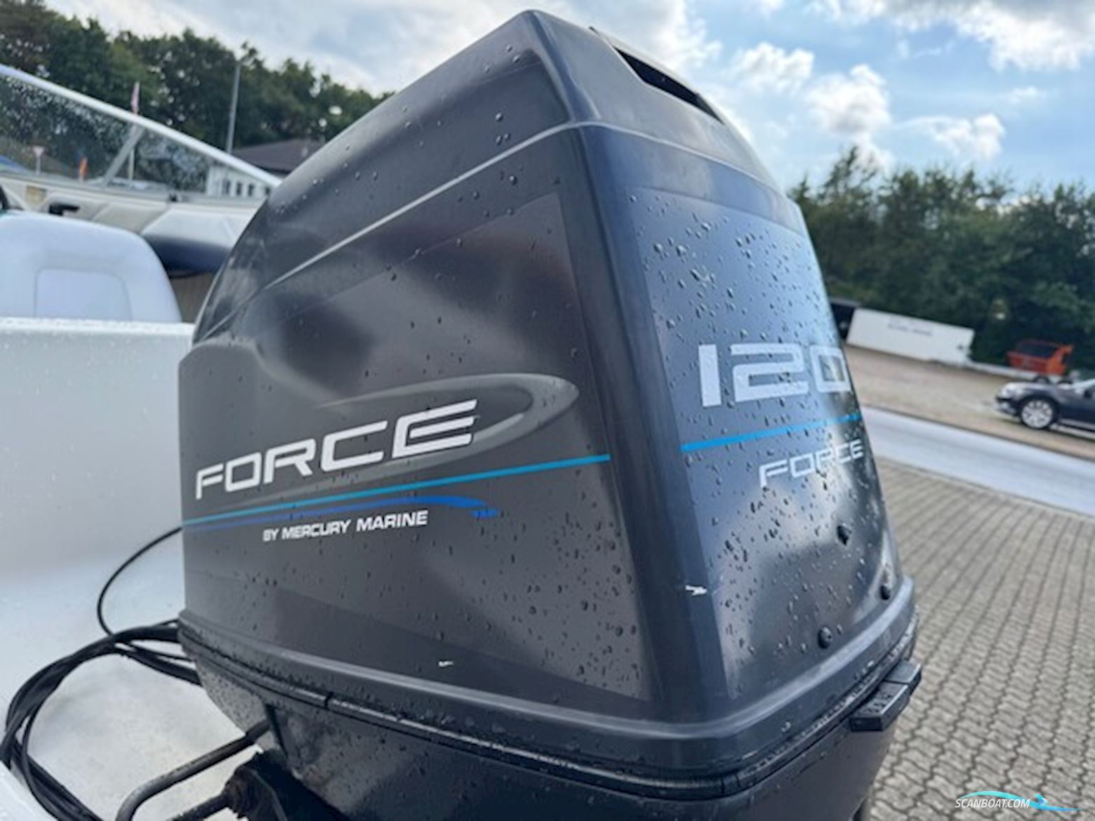 Bayliner 1802 Capri LS  Bowrider med 120 hk Mercury Force - sælges engros