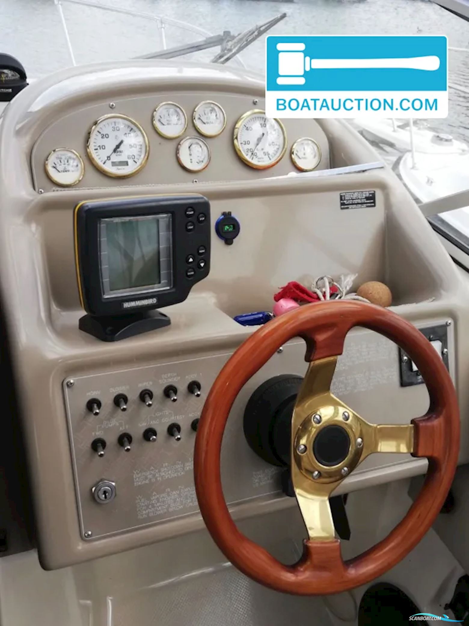 Bayliner 2355