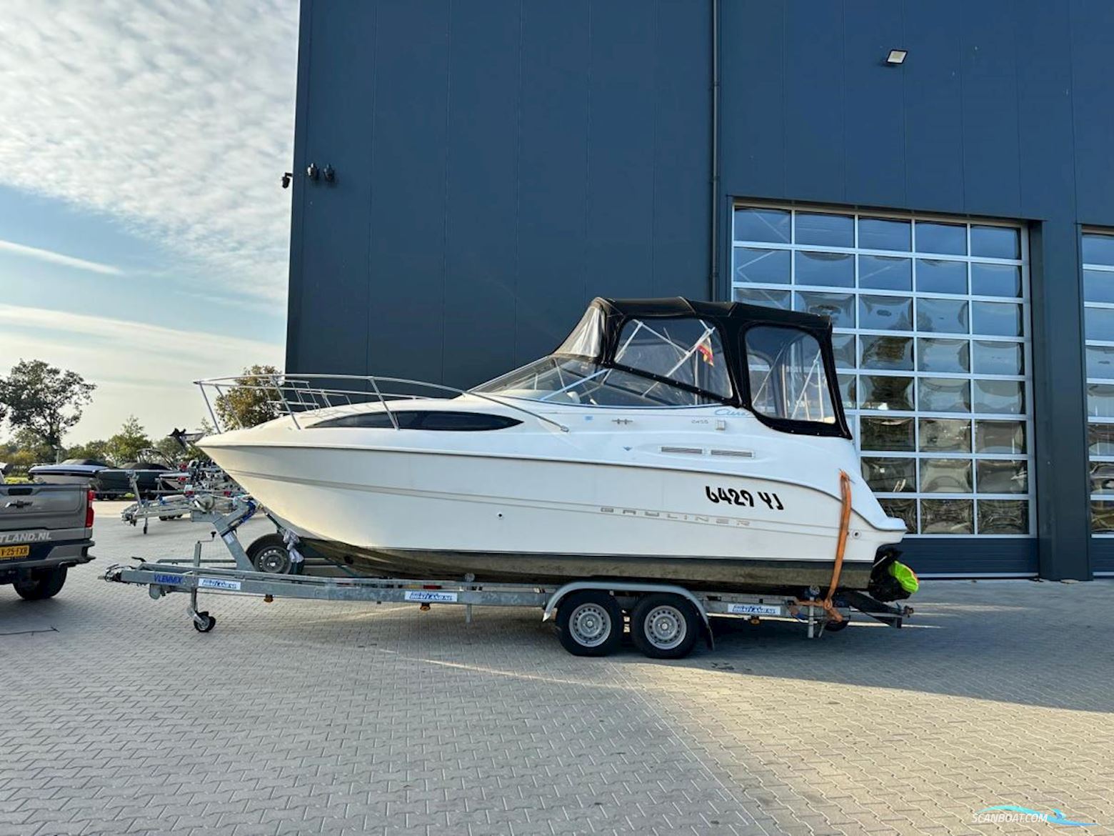 Bayliner 245 Ciera 2455 Sunbridge Motorboten 2001, met Mercruiser  motor, The Netherlands