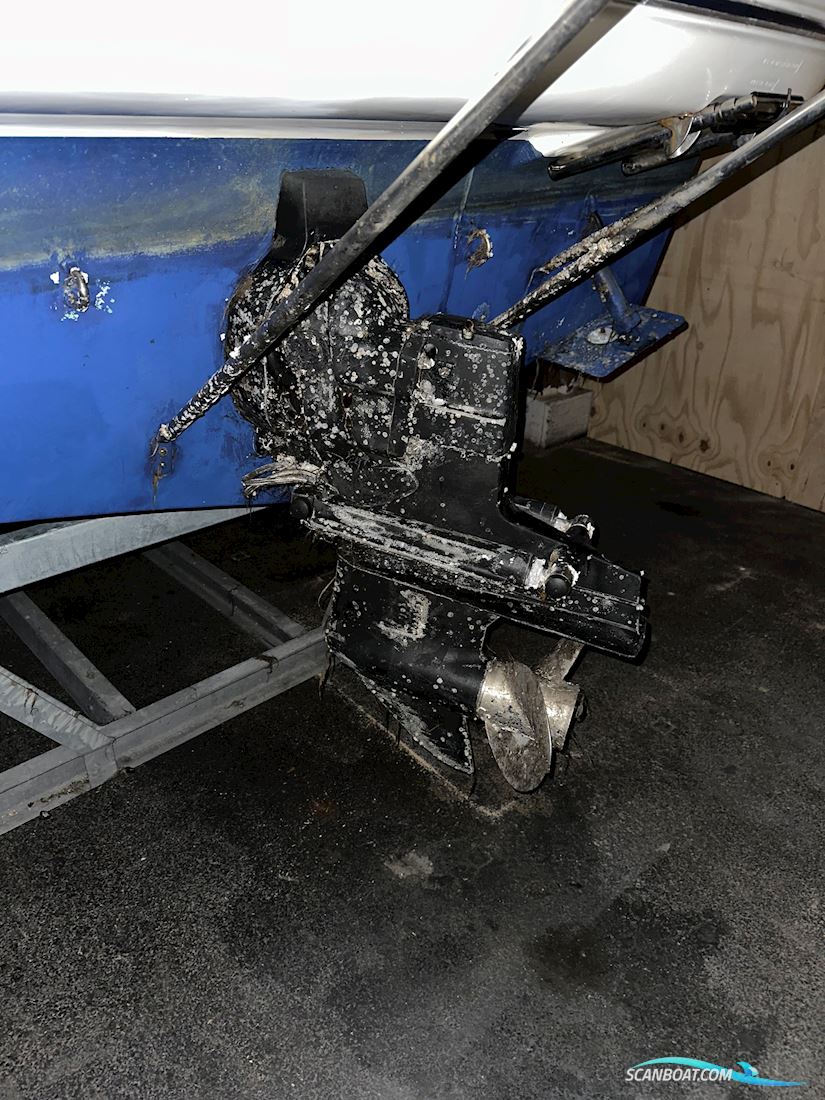 Bayliner 245 Ciera. Projekt Båd.