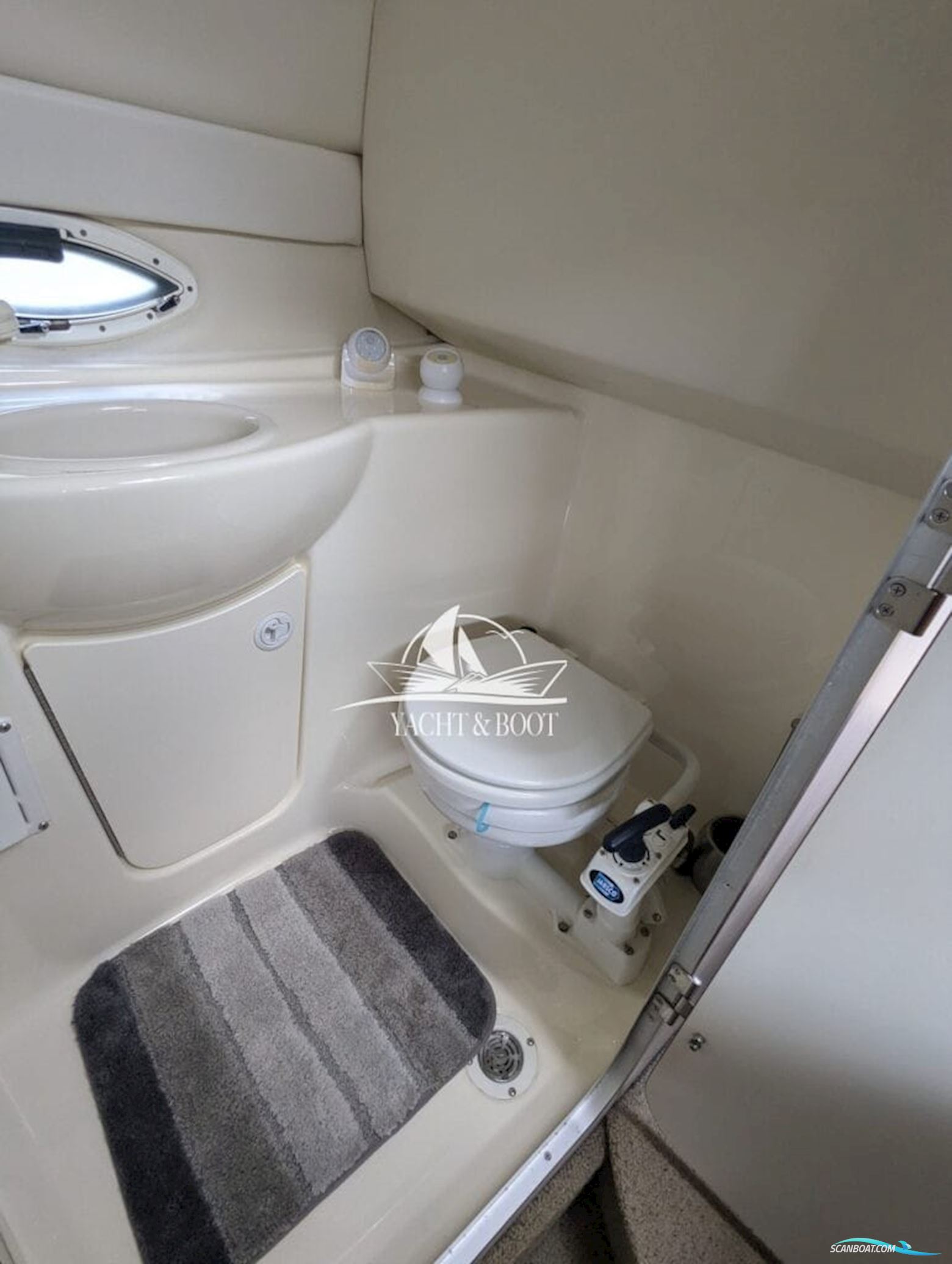 Bayliner 245