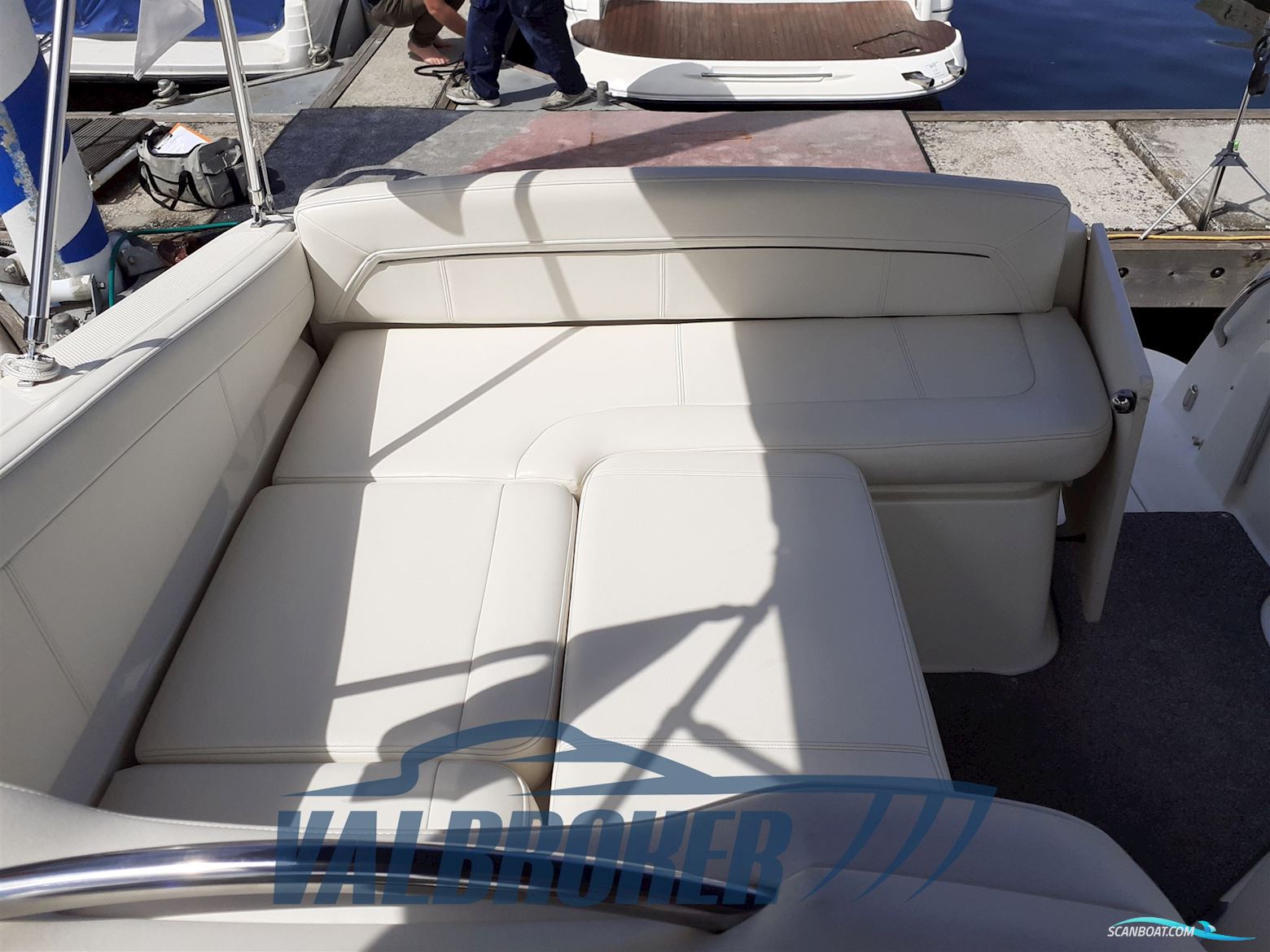 Bayliner 245
