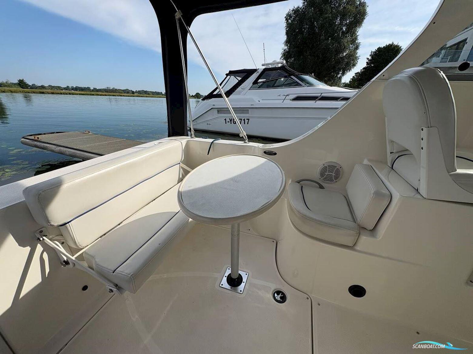 Bayliner 246 Discovery