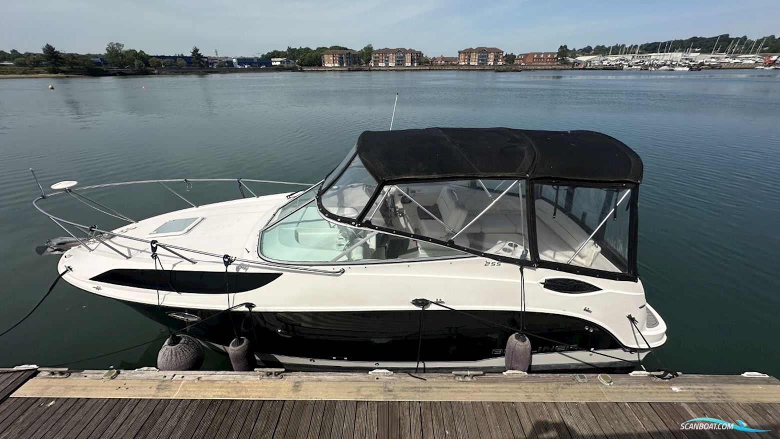 Bayliner 255
