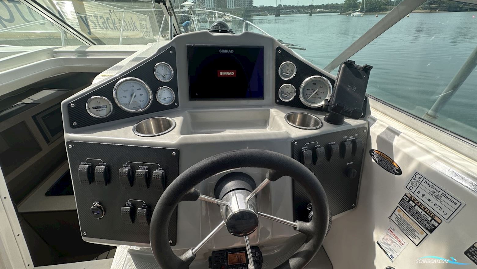 Bayliner 255