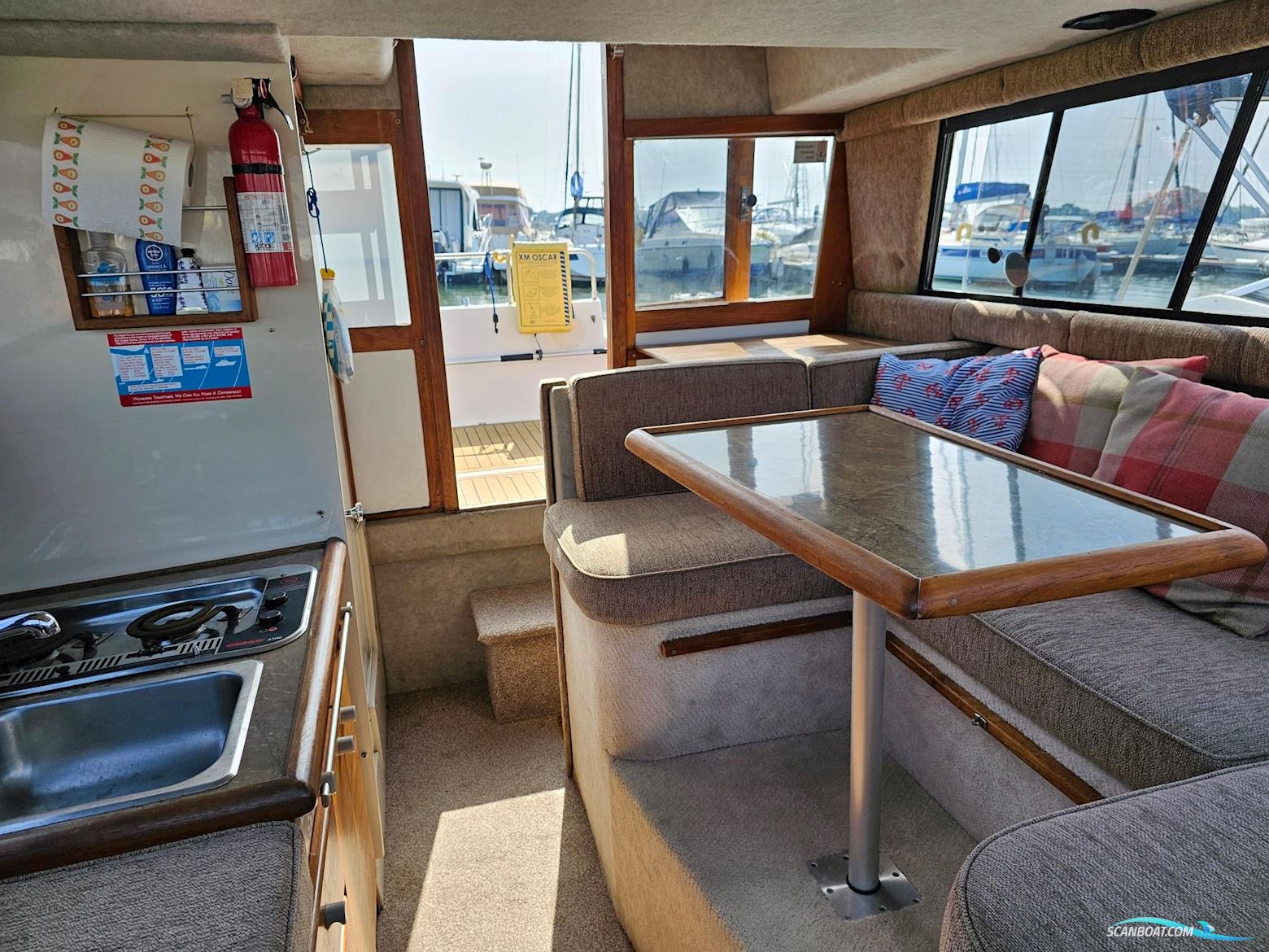 Bayliner 2556 Flybridge