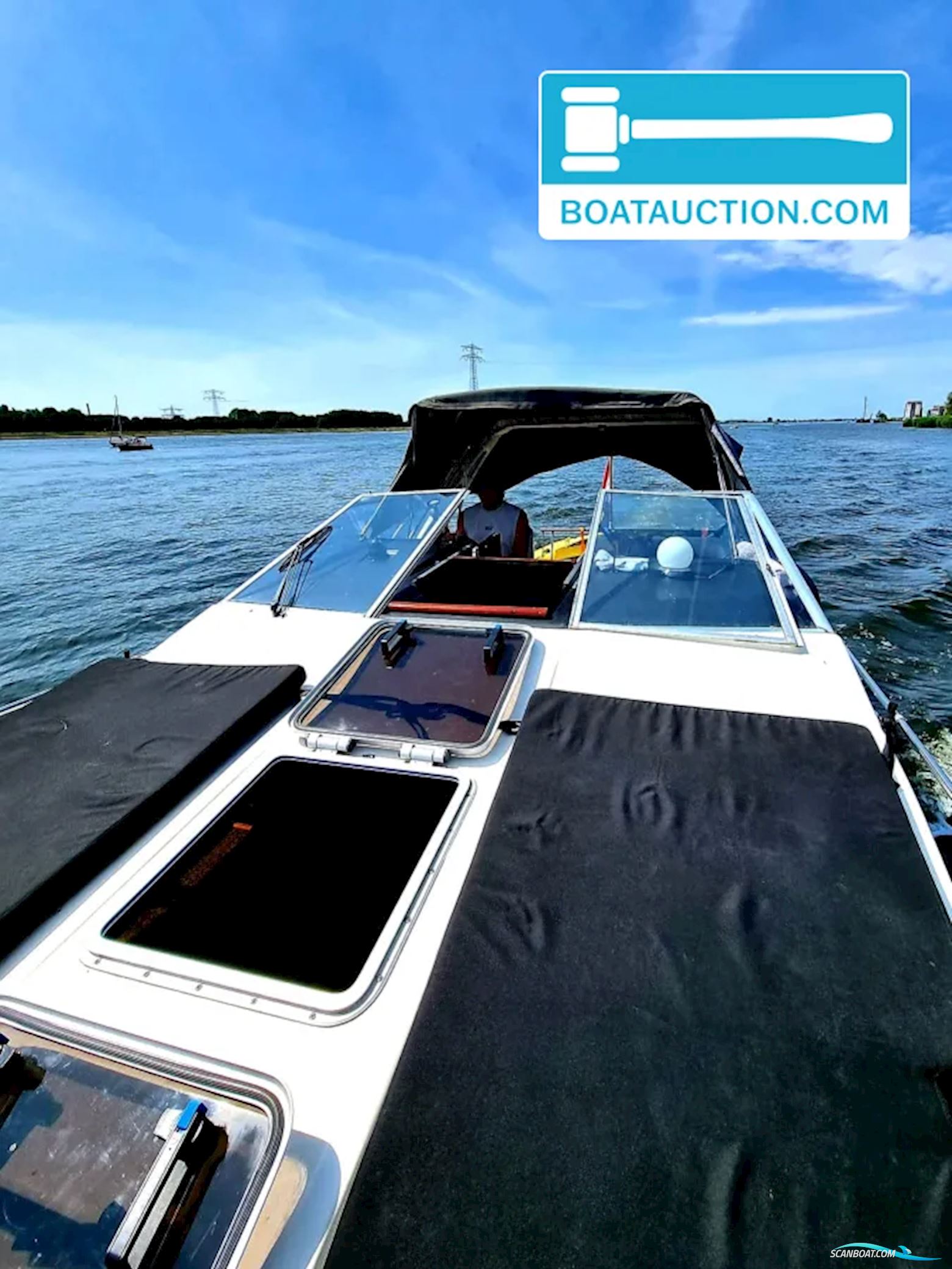 Bayliner 2655 wide body