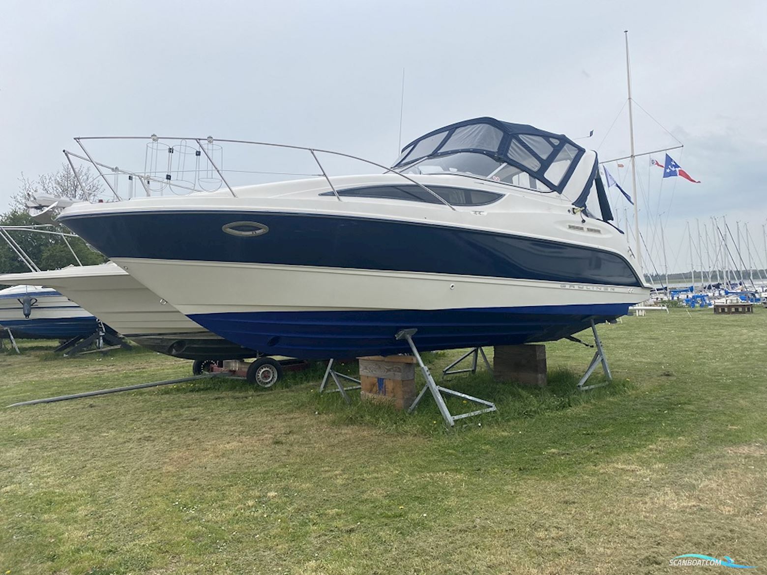 Bayliner 285 Motorboten 2003, met Mercruiser V8 motor, Denemarken