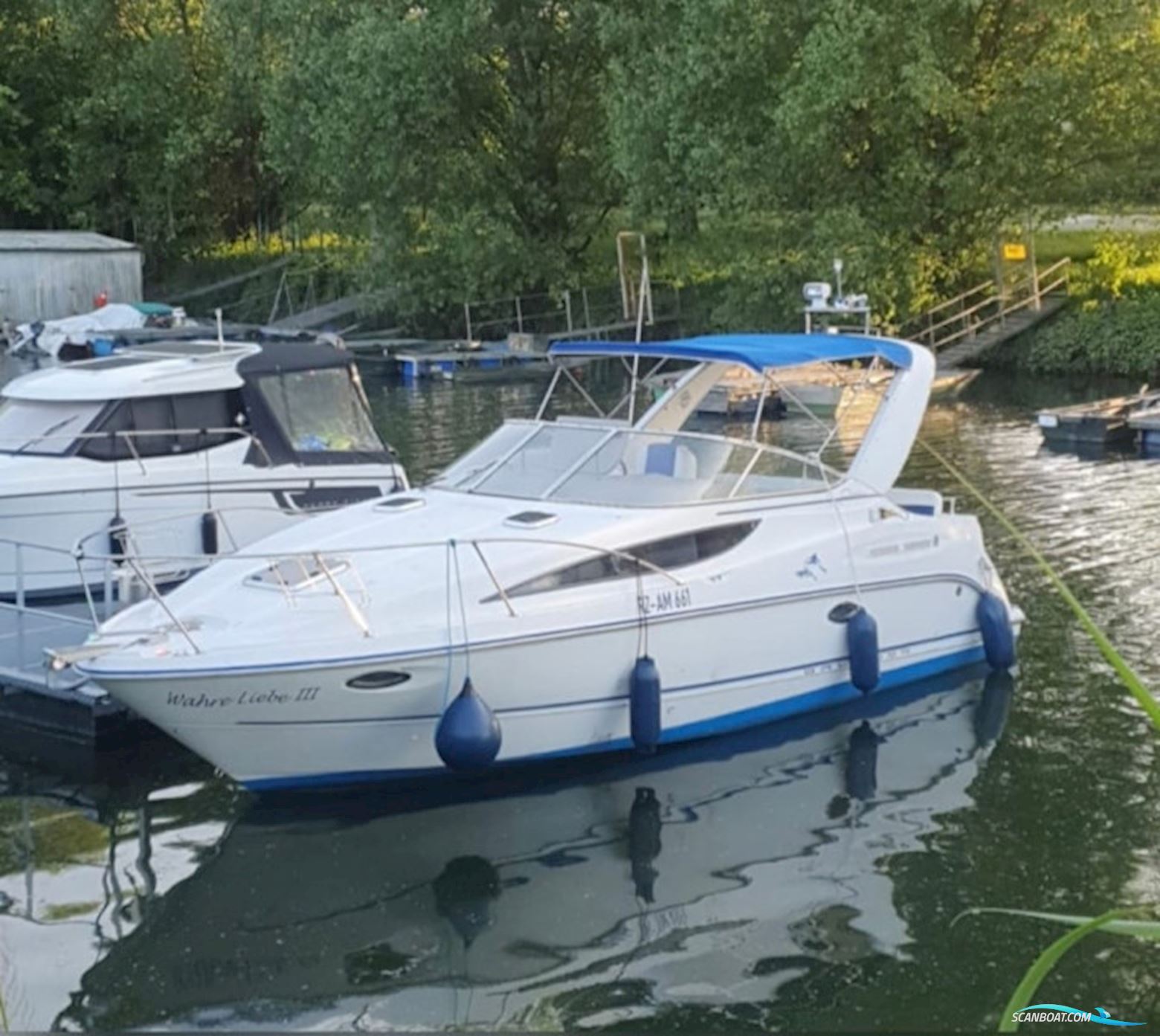 Bayliner 2855 Ciera Motorboten 2001, met Mercnruiser 496 MAG 8.1 L motor, Duitsland