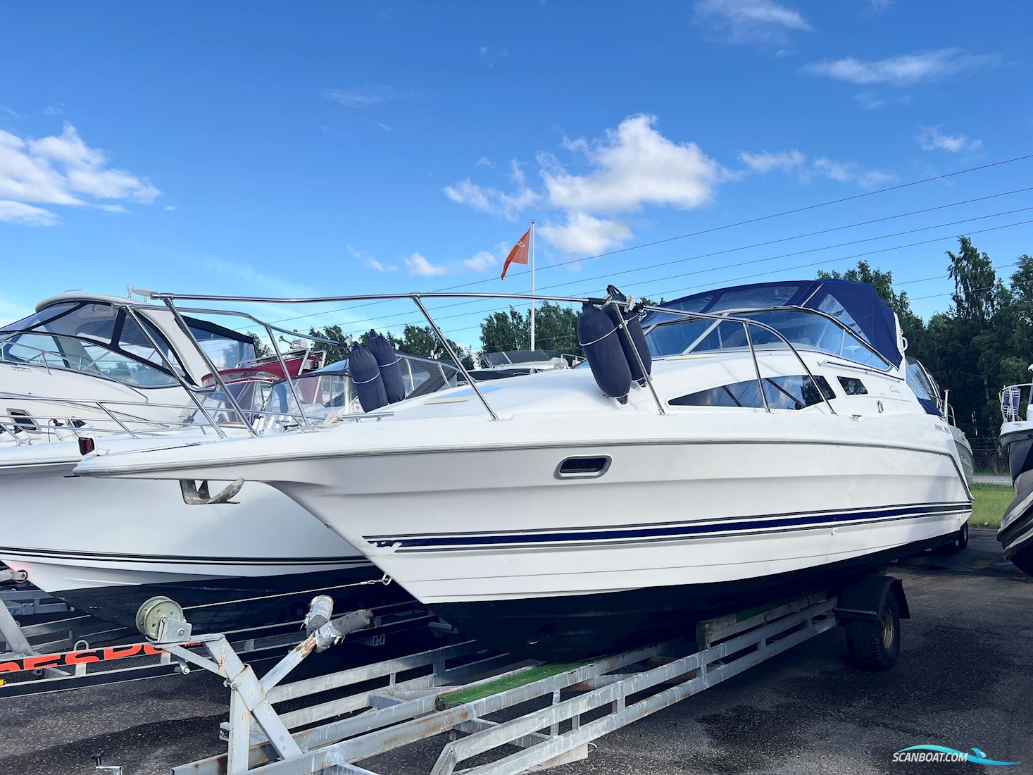 Bayliner 2855 Ciera Sunbridge Motorboten 1997, met Mercruiser 7.4 V8 motor, Sweden