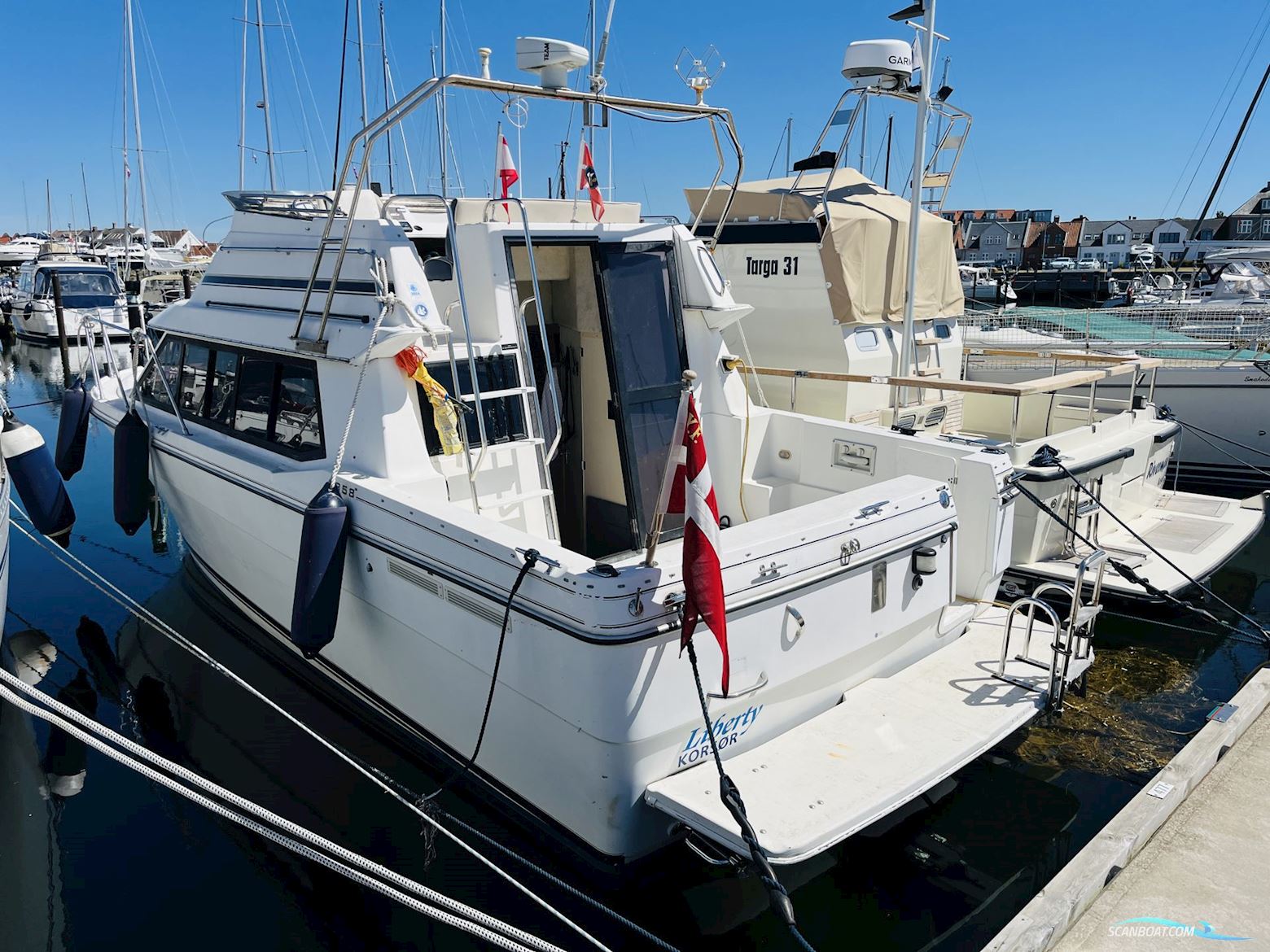 Bayliner 2858 Fly Motorboten 1995, met Mercruiser D4.2L (Diesel) motor, Denemarken